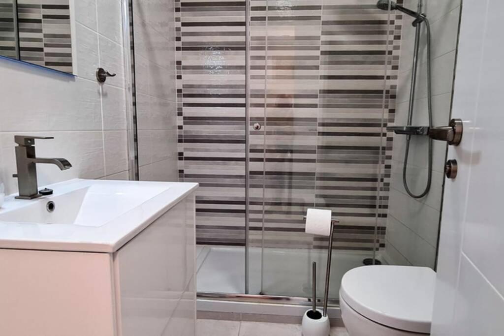 Apartamento Lujoso Y Moderno Vistas Panoramicas Al Mar Marbella Eksteriør billede